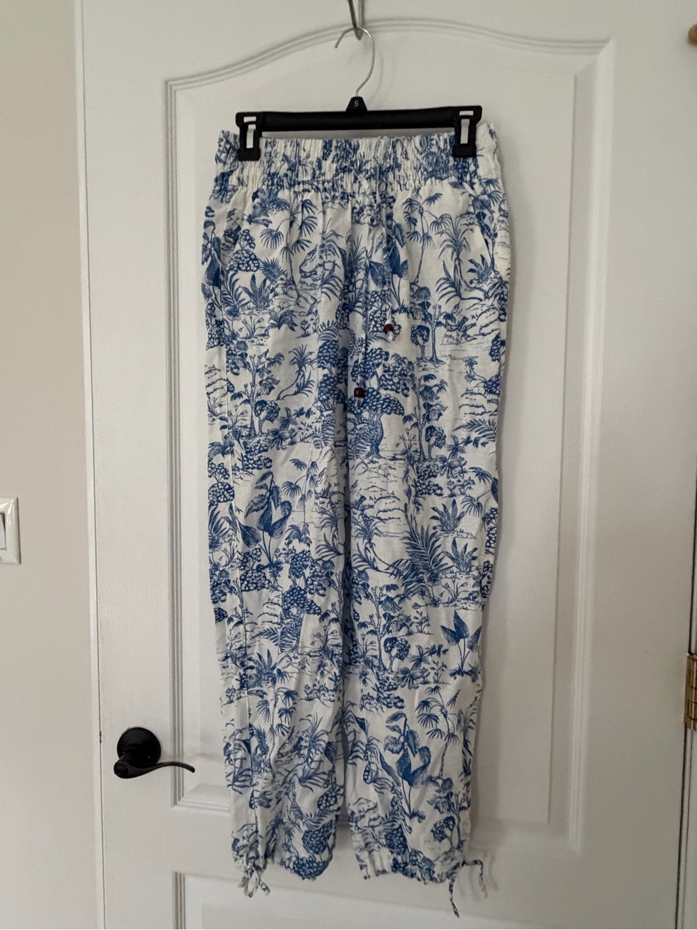 Blue Floral Print Relaxed Women’s Pants